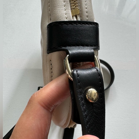 Authentic Longchamp Crossbody Leather Bag - Picture 13 of 16